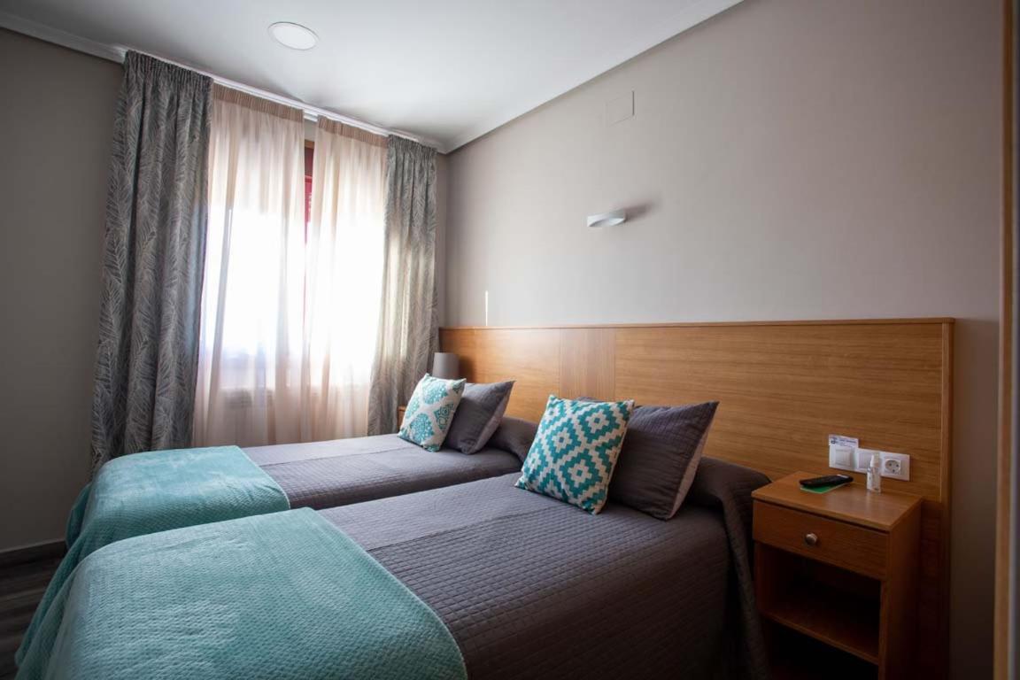 Pension Casa Antonio Pantón Eksteriør billede