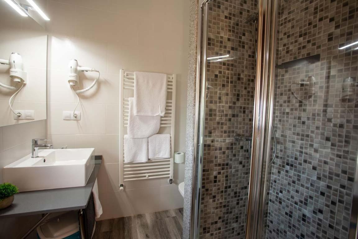 Pension Casa Antonio Pantón Eksteriør billede